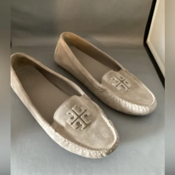 Tory Burch taupe Lowell 2 Driver suede loafer shoe - Picture 3 of 6